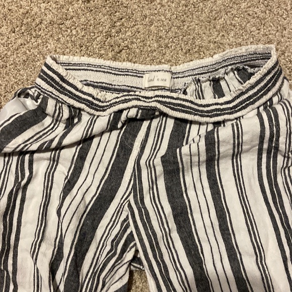 Striped Linen Pants - Picture 3 of 4